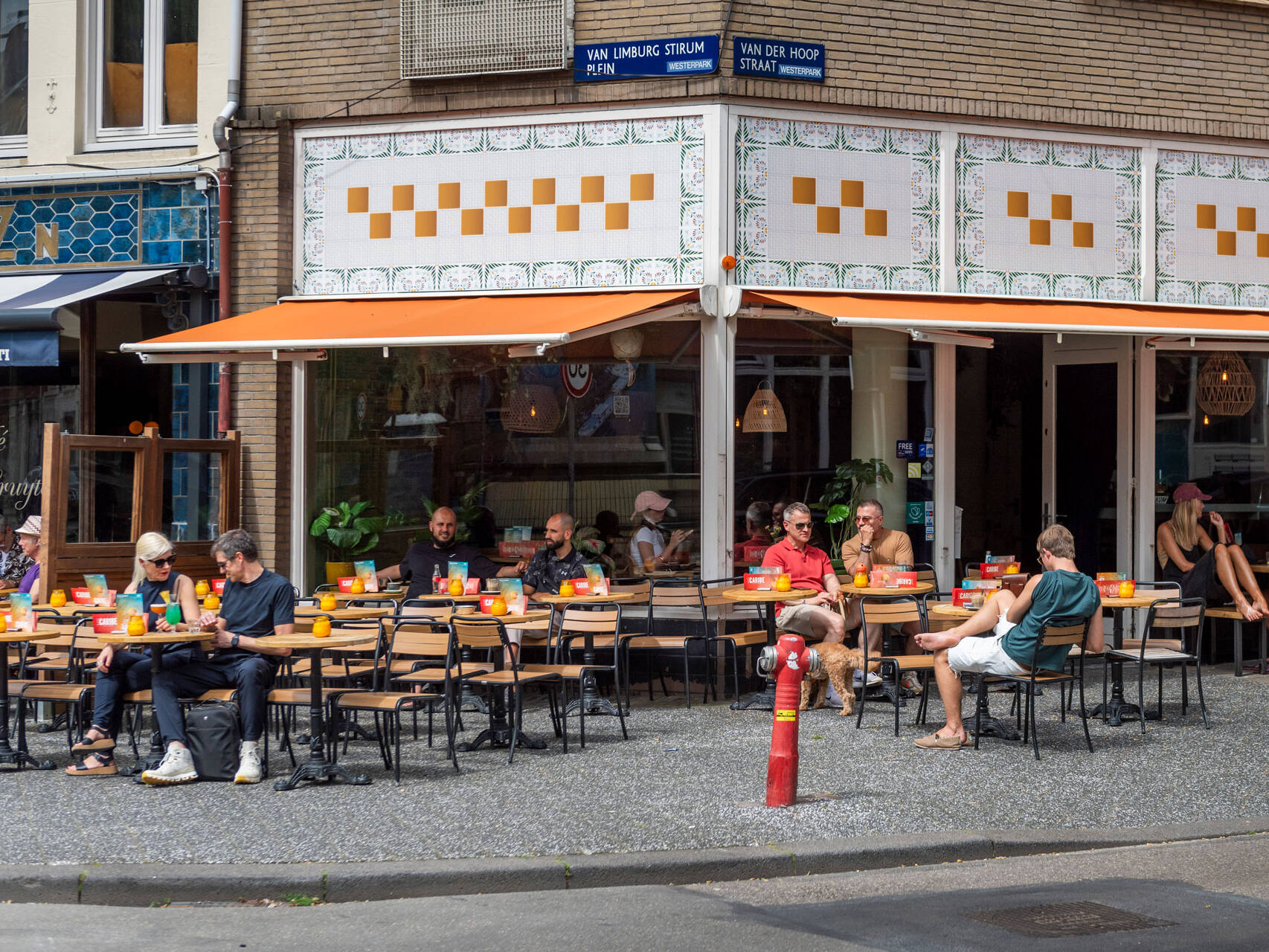 Cafe Caribe Van Der Hoopstraat Amsterdam terras